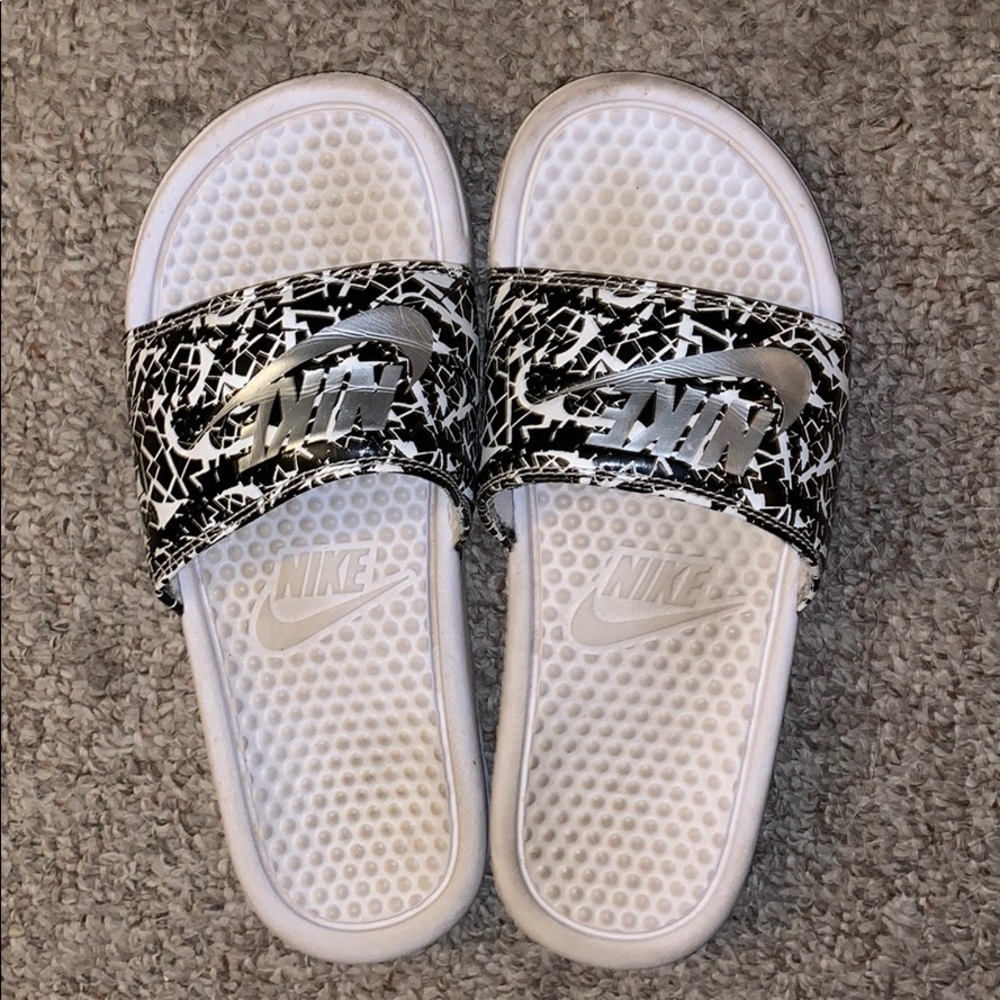 Nike slides